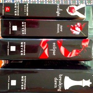 Twilight saga books